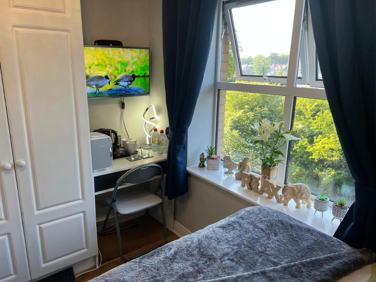 Dublin Double Room Exterior photo